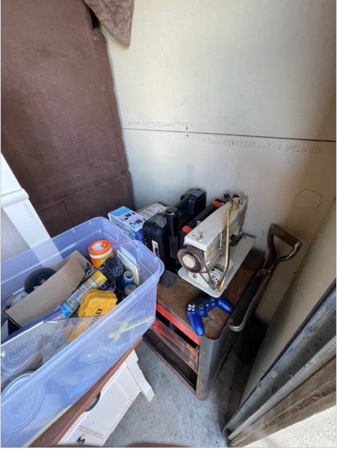 8 x 10 storage unit in Yelm, WA