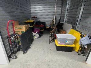 10 x 15 storage unit in Highland, CA