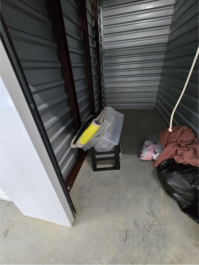 5 x 10 storage unit in Charlotte, NC
