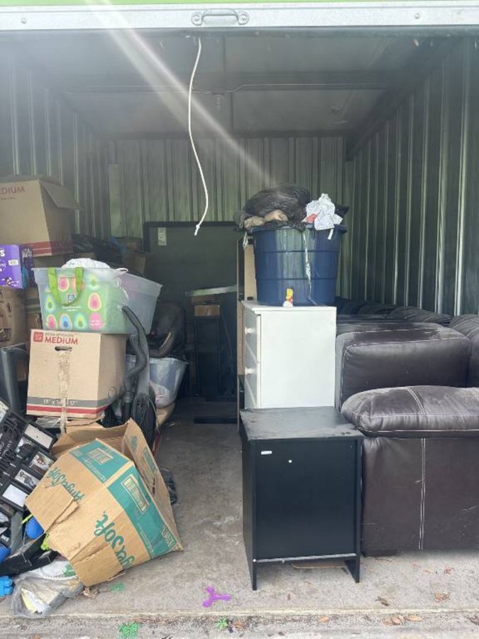 10 x 15 storage unit in Tampa, FL