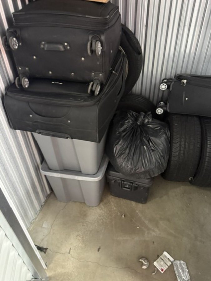 5 x 5 storage unit in Brooklyn, NY