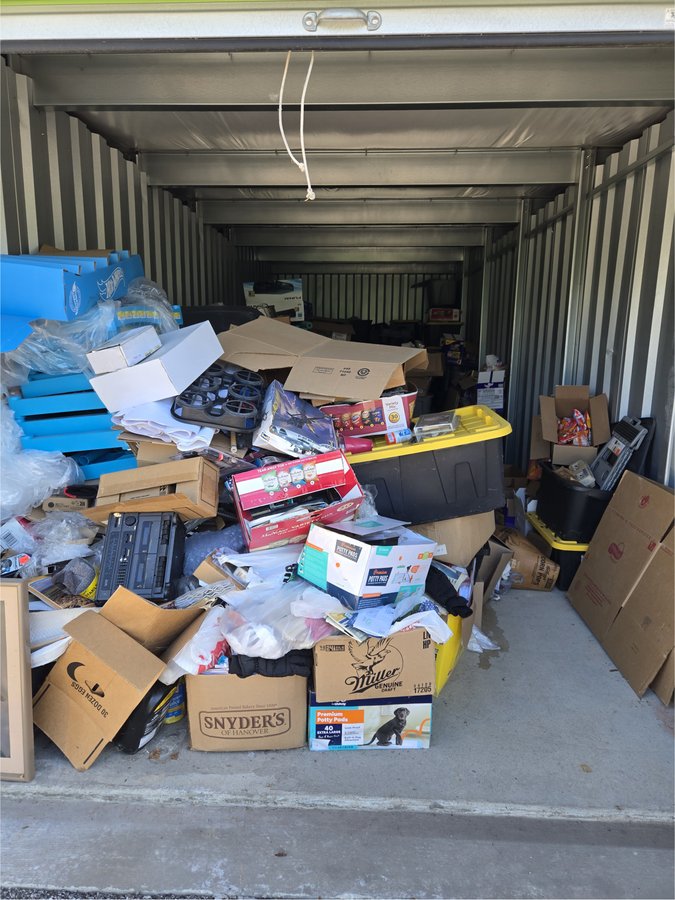 10 x 30 storage unit in Wickliffe, OH