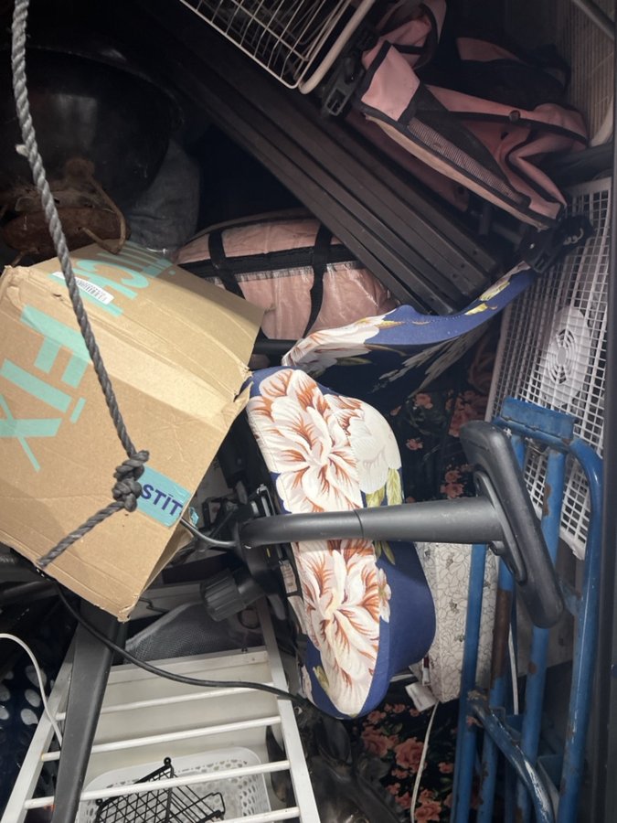 5 x 5 storage unit in Sacramento, CA