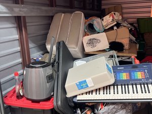 10 x 15 storage unit in Sacramento, CA