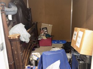 6 x 10 unit in Stockton