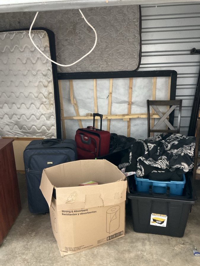 7 x 10 storage unit in Birmingham, AL