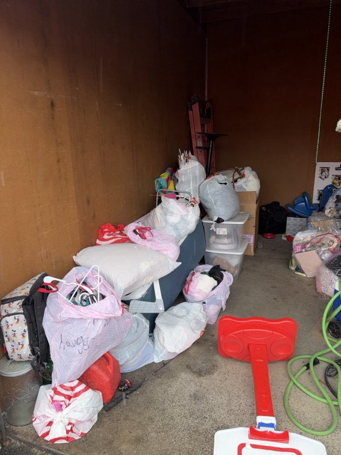 10 x 15 storage unit in Stockton, CA