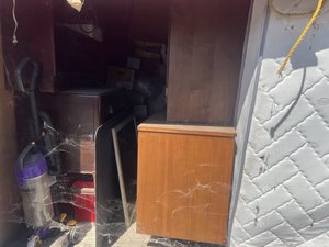 10 x 10 storage unit in Sacramento, CA