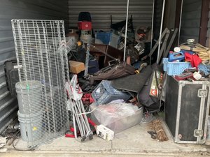 10 x 20 storage unit in Stockton, CA