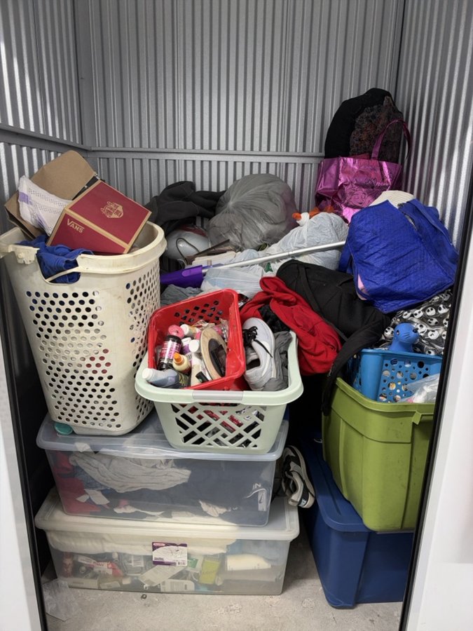 5 x 5 storage unit in Stockton, CA