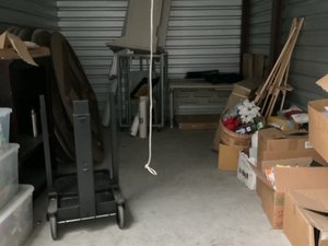 10 x 15 storage unit in Stockton, CA
