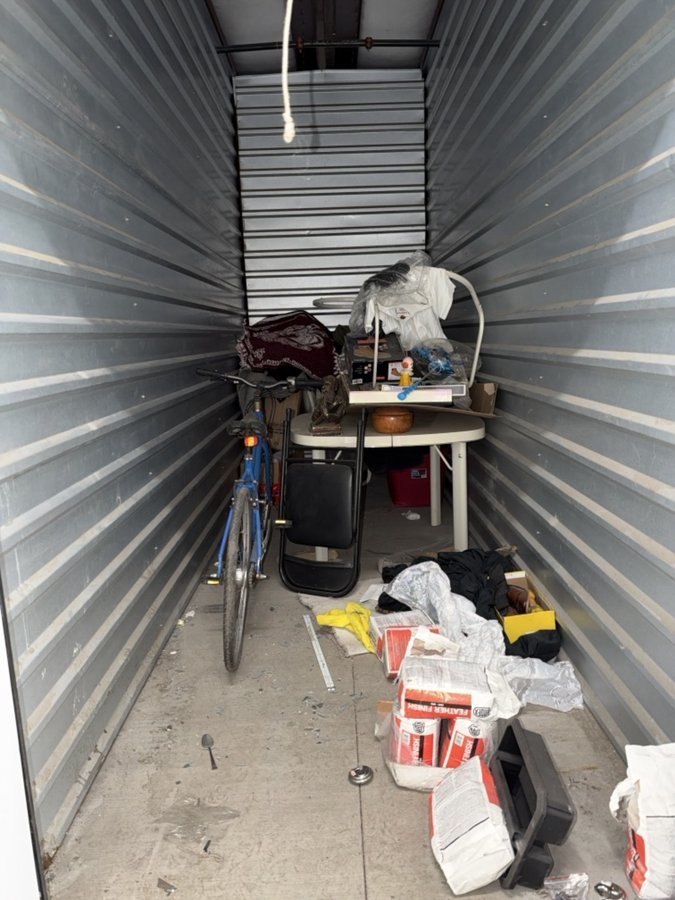 5 x 15 storage unit in Stockton, CA