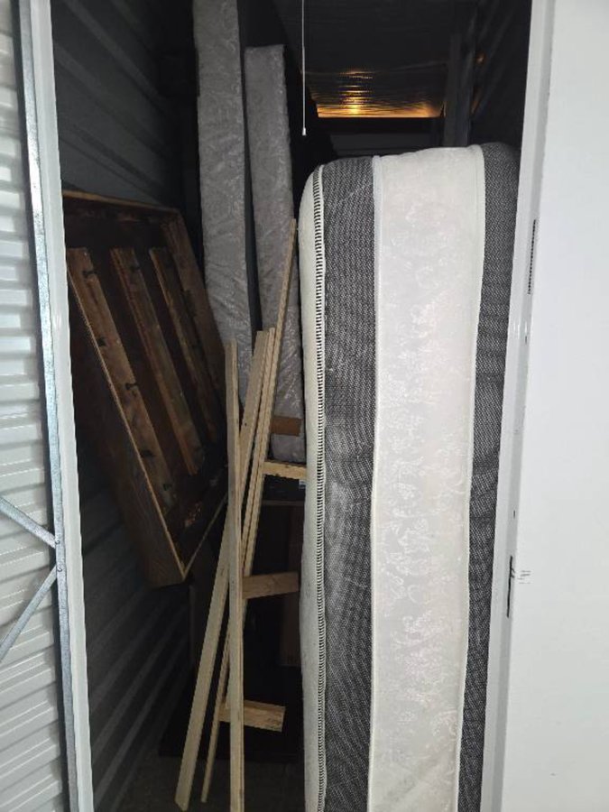 5 x 10 storage unit in Richmond, VA