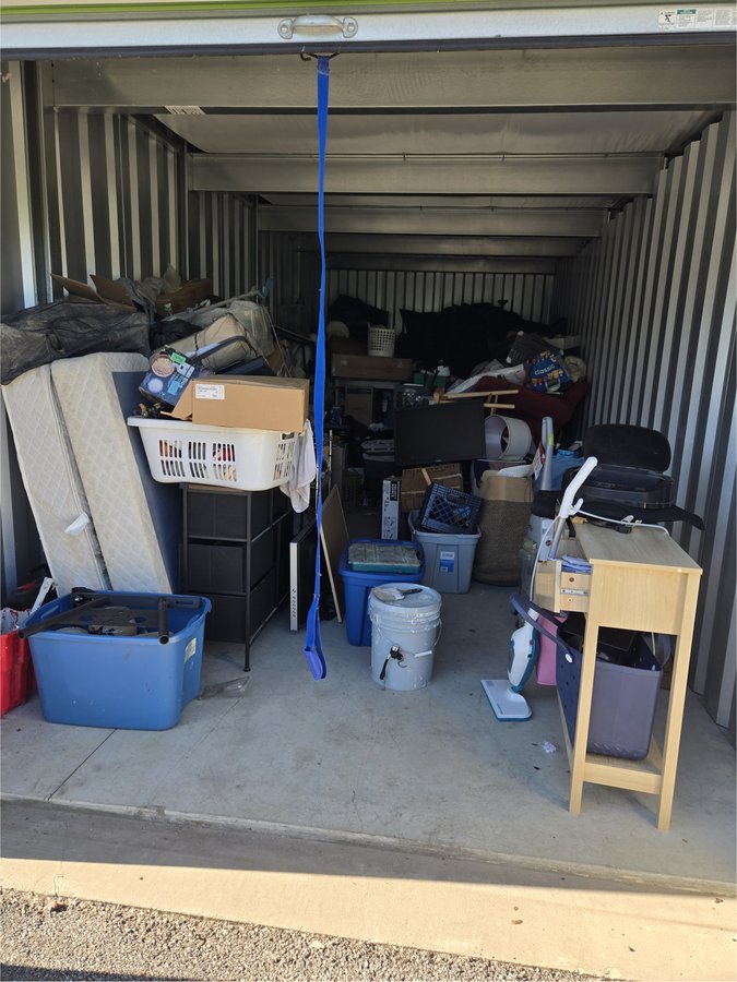 10 x 25 storage unit in Wickliffe, OH