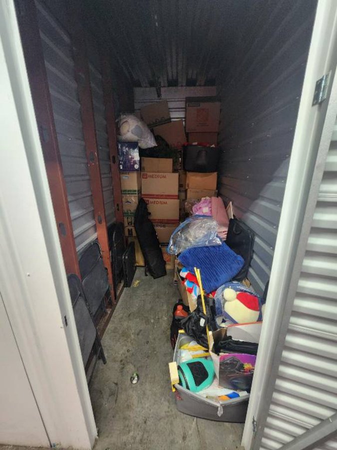 5 x 10 storage unit in Las Vegas, NV