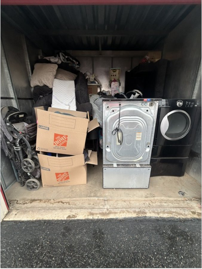 10 x 10 storage unit in Chandler, AZ