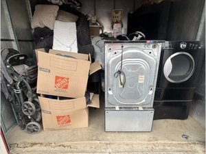 10 x 10 storage unit in Chandler, AZ