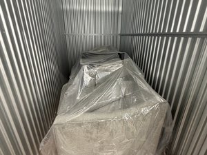 5 x 10 storage unit in West Allis, WI