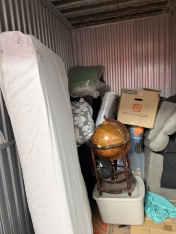 5 x 5 storage unit in Brooklyn, NY