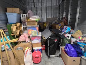 10 x 15 storage unit in Hopewell, VA