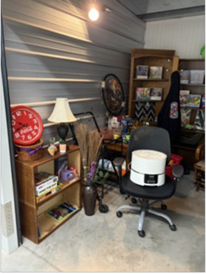 12 x 10 storage unit in Duluth, MN