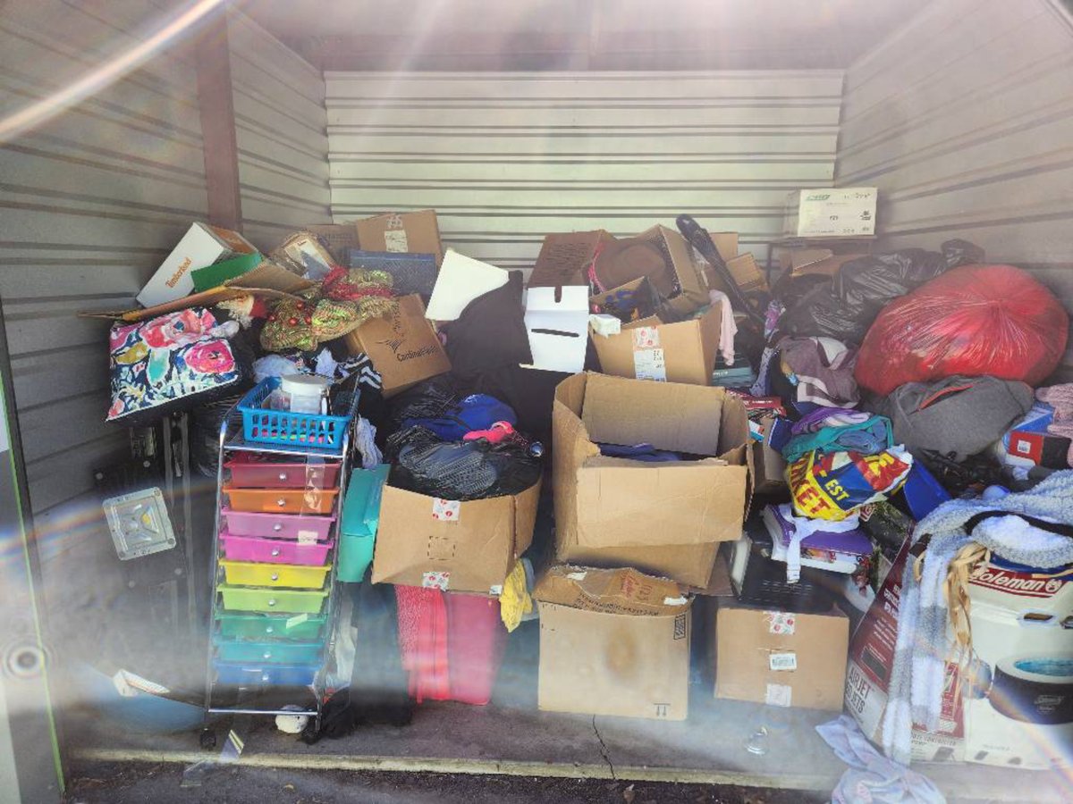 10 x 10 storage unit in Decatur, GA