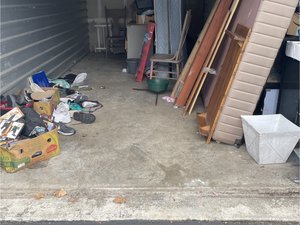 10 x 20 storage unit in Tacoma, WA