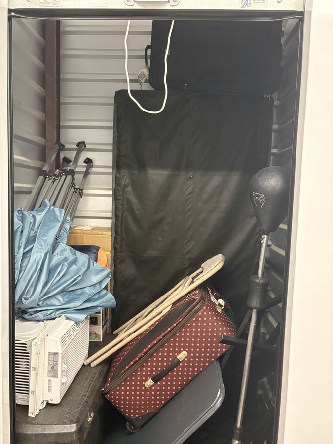 5 x 5 storage unit in Wareham, MA