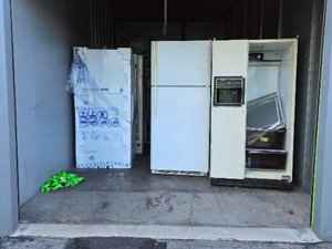 10 x 20 storage unit in Paramount, CA