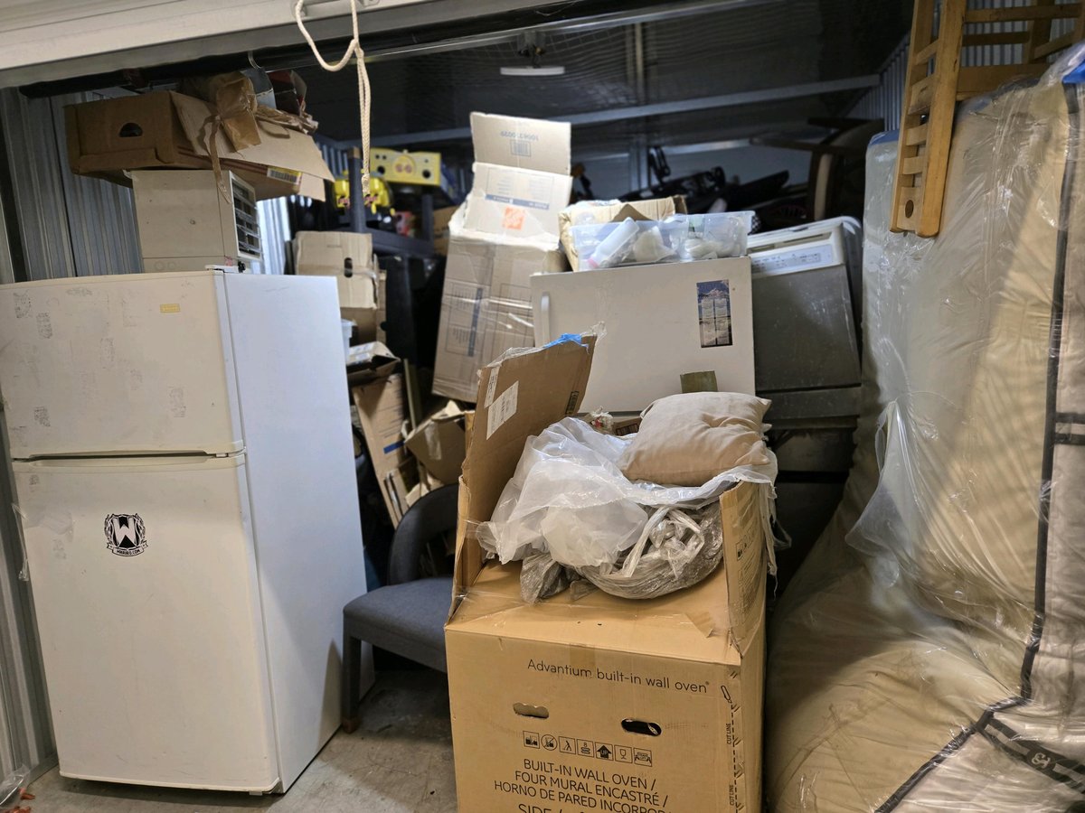 10 x 15 storage unit in Bronx, NY