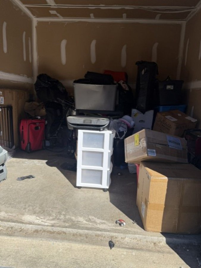 10 x 10 storage unit in Belmont, NC