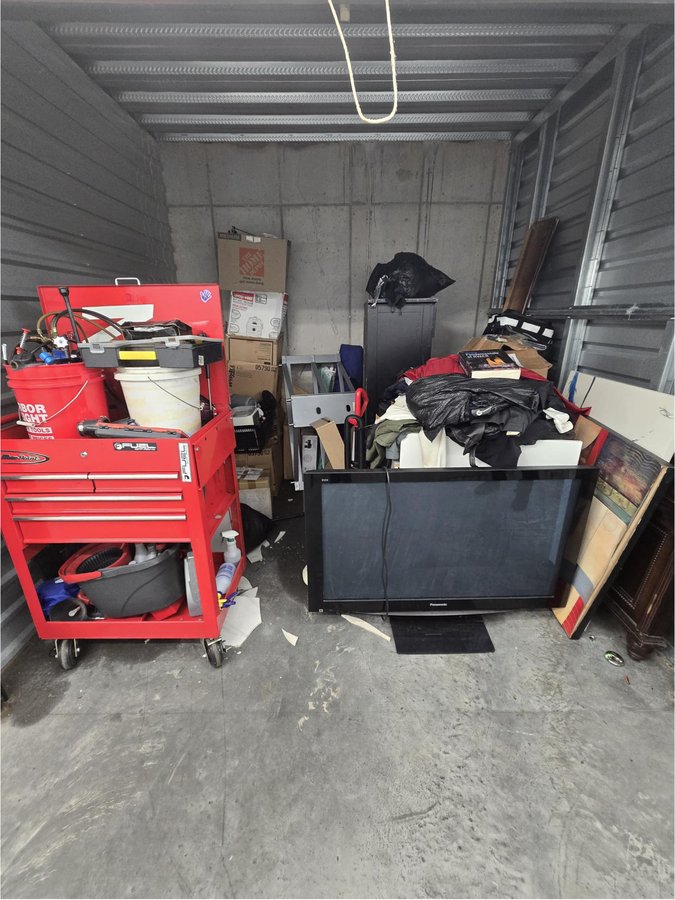 10 x 10 storage unit in Marietta, GA