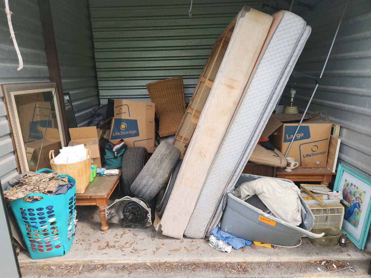 10 x 11 storage unit in Melbourne, FL