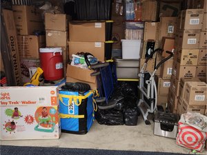 10 x 10 storage unit in Bronx, NY