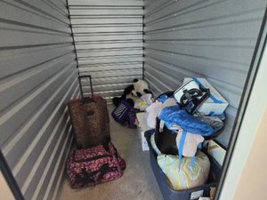5 x 10 storage unit in North Las Vegas, NV