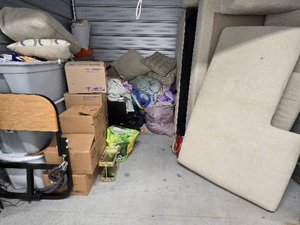10 x 7 storage unit in Hopewell, VA