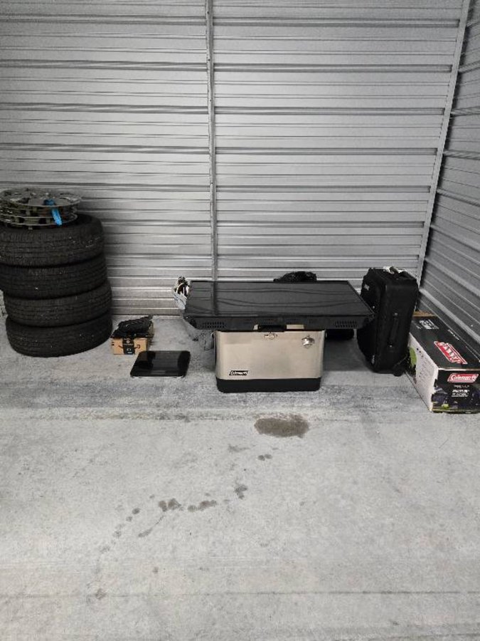 10 x 8 storage unit in Hopewell, VA