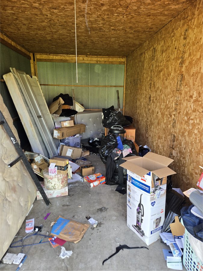 10 x 20 storage unit in Indianapolis, IN