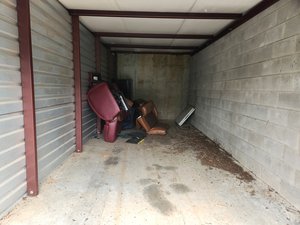 10 x 25 storage unit in Roswell, GA