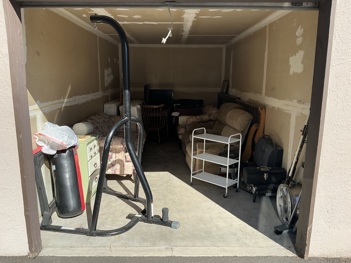 10 x 20 storage unit in Reno, NV