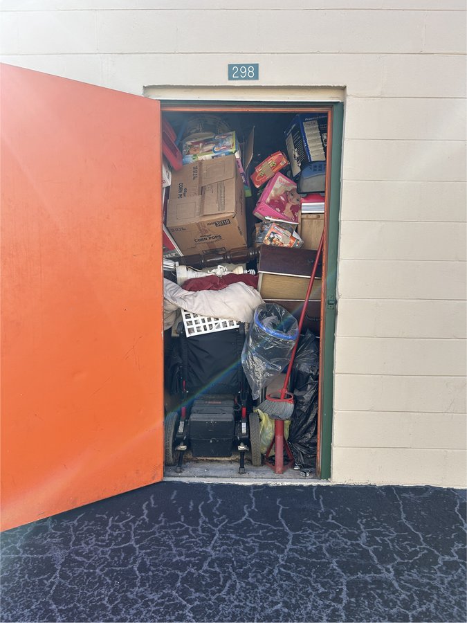 10 x 10 storage unit in Clearwater, FL