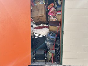 10 x 10 storage unit in Clearwater, FL