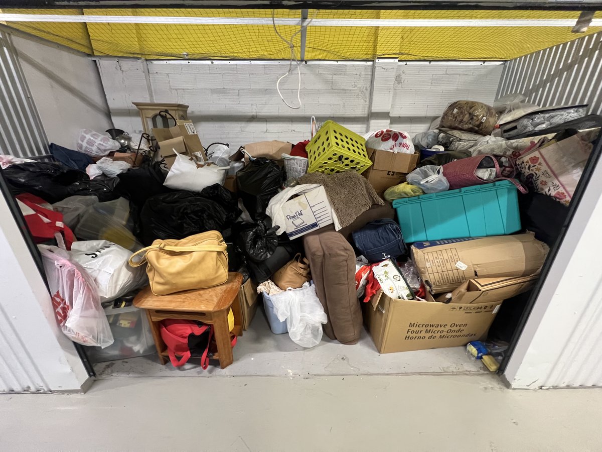 10 x 20 storage unit in Launderhill, FL