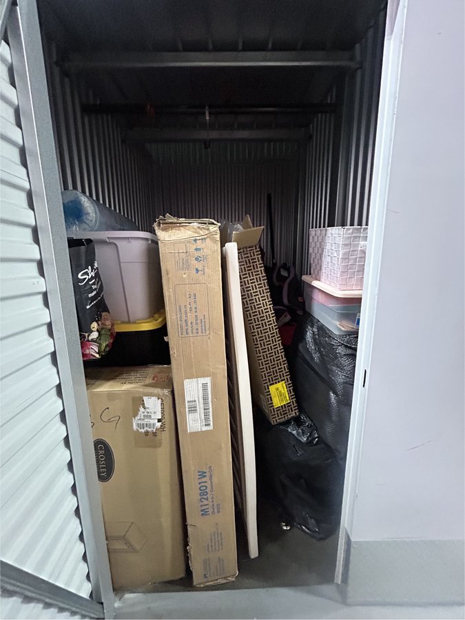 5 x 7 storage unit in Bronx, NY