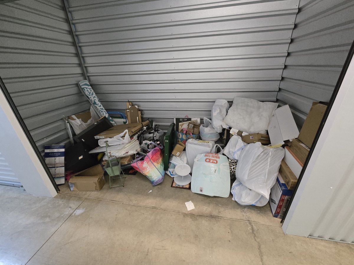 10 x 7 storage unit in Cordova, TN