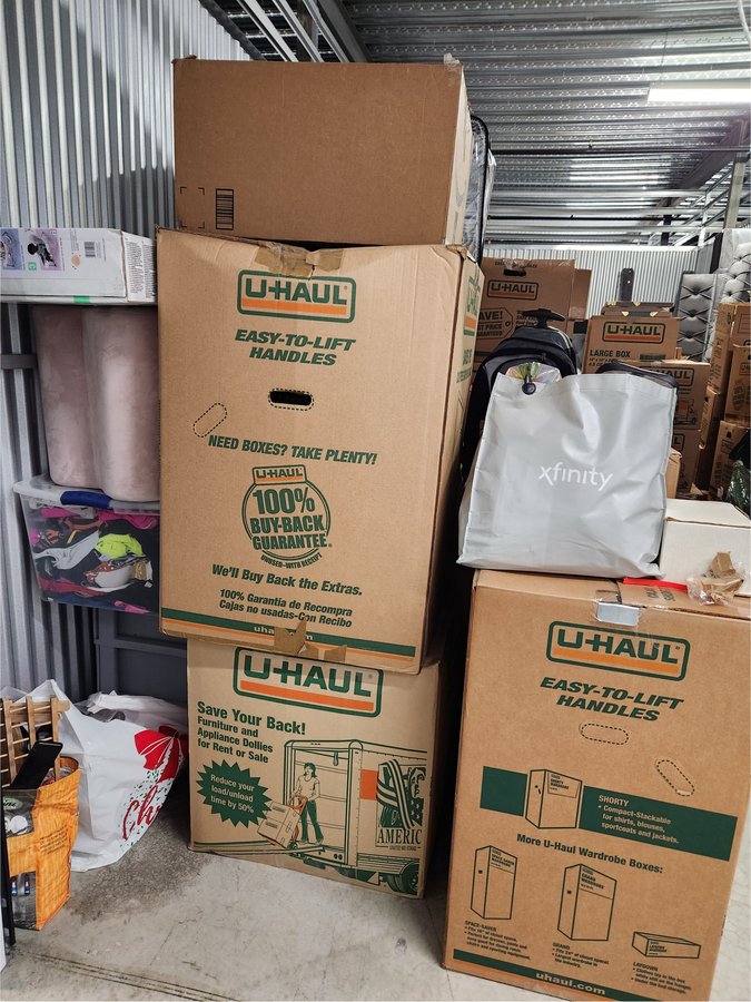 10 x 25 storage unit in Chamblee, GA