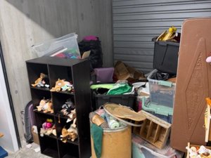 10 x 10 storage unit in Seattle, WA