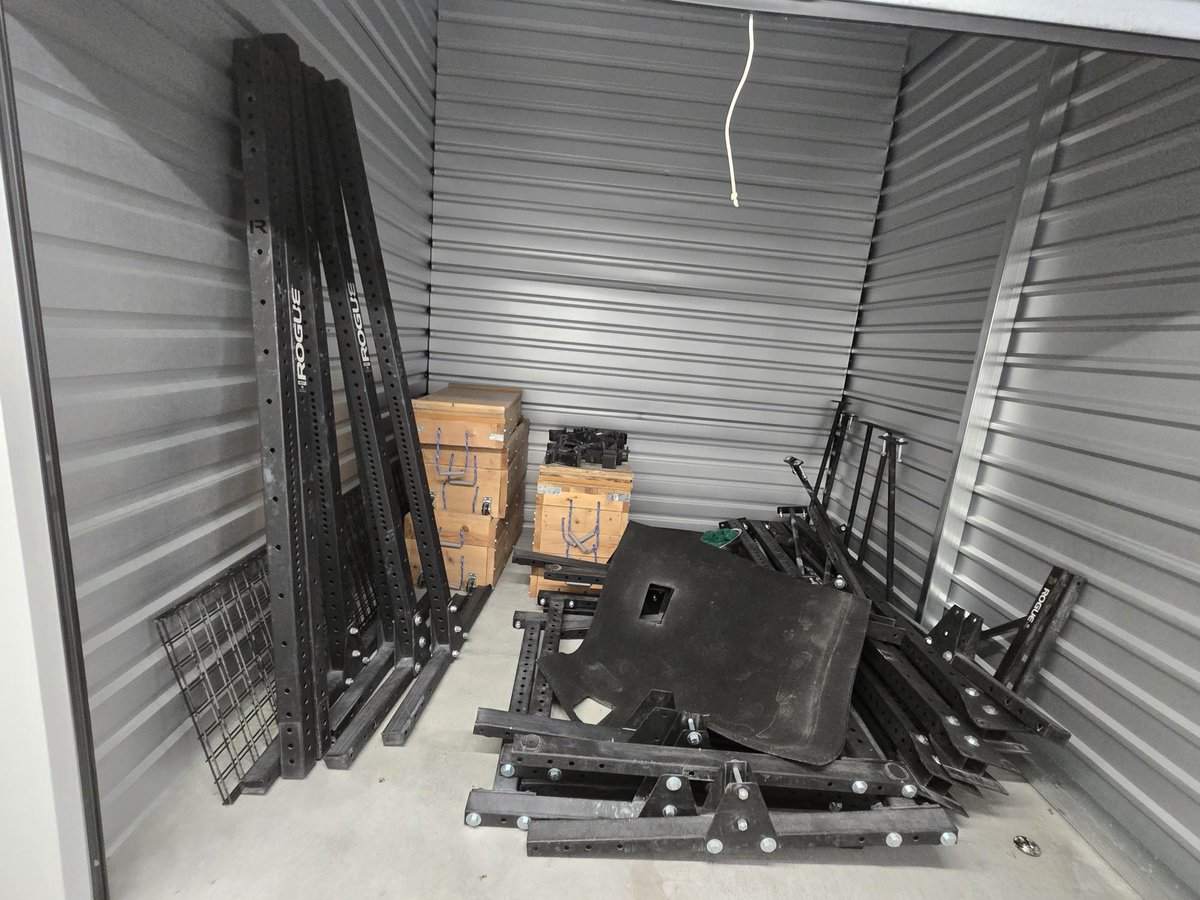 10 x 10 storage unit in Denver, CO