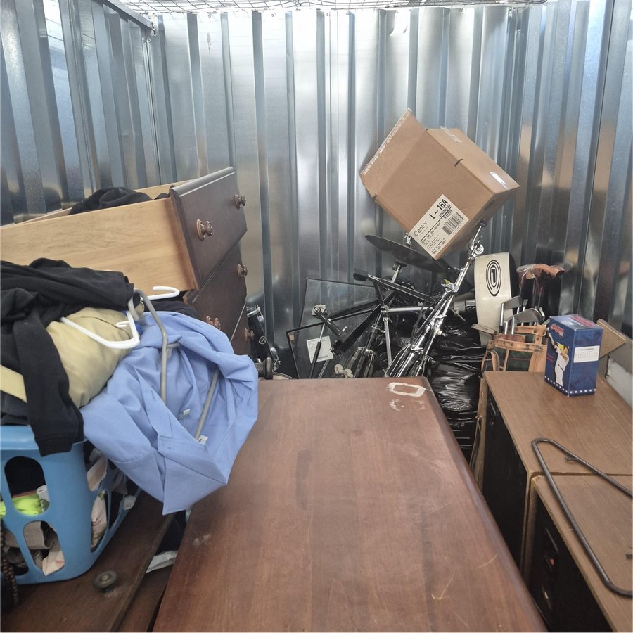 5 x 10 storage unit in Lakewood, OH