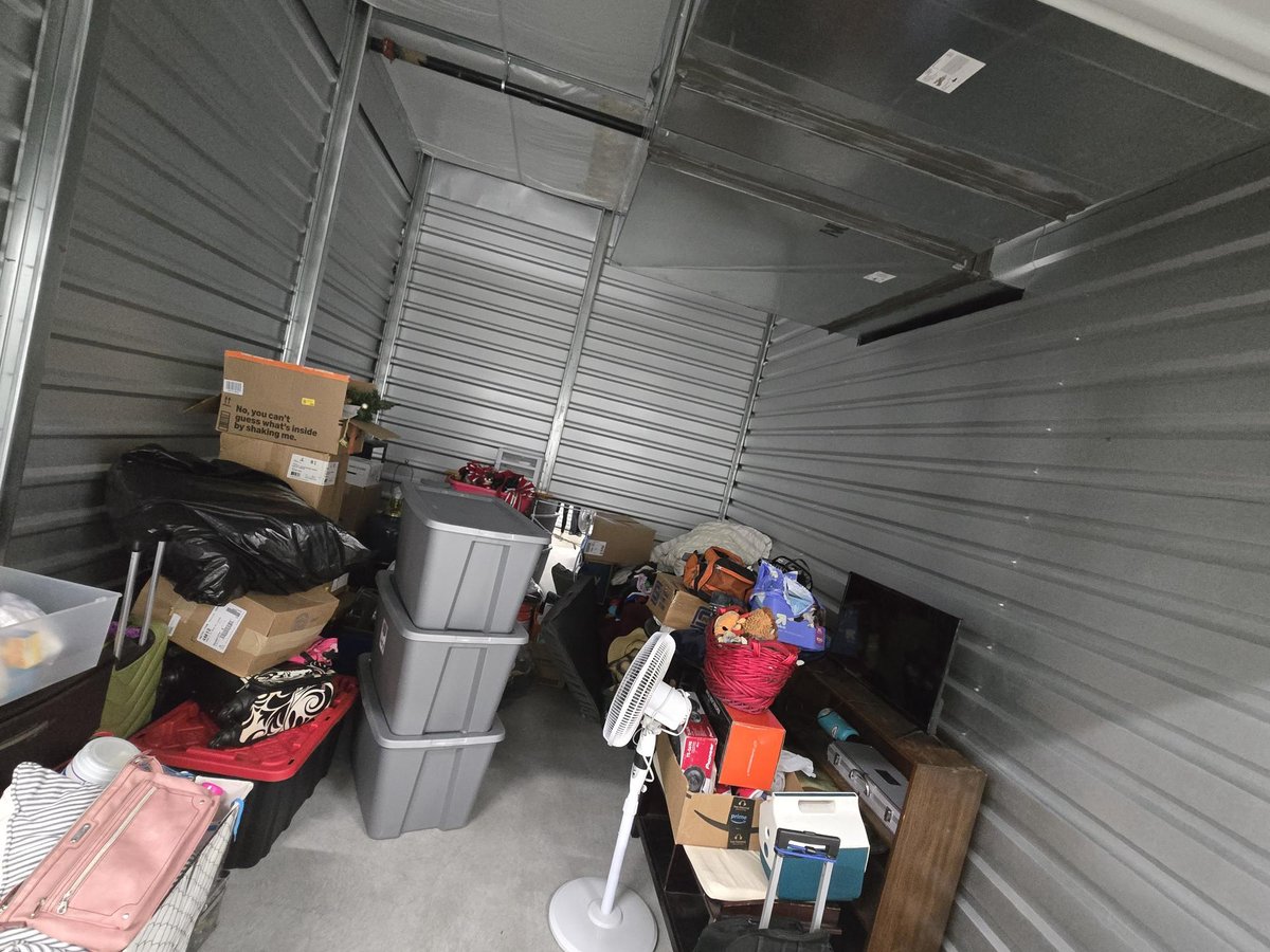 10 x 15 storage unit in Denver, CO